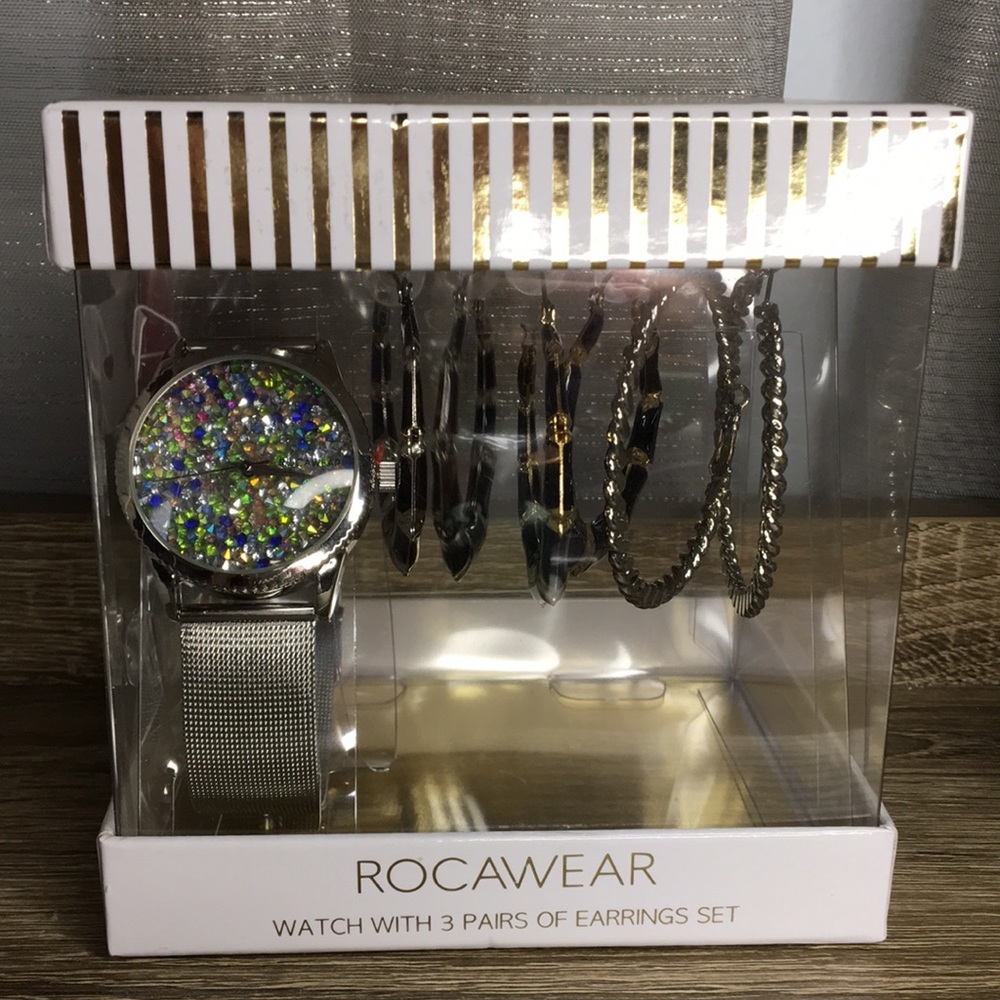 Rocawear Watch with 3 pairs of earrings set